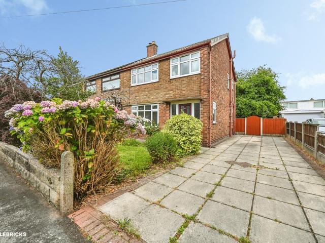 House for sale in Greystone Heath, Warrington