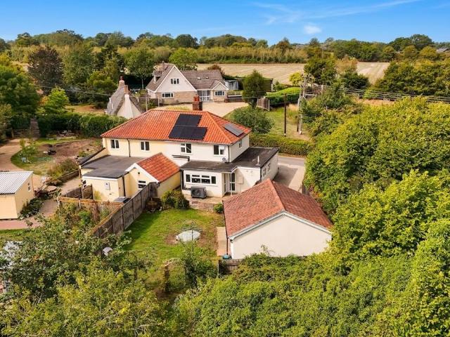House for sale in Bedingfield, Suffolk