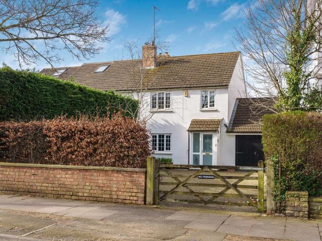 House for sale in Ewens Farm, Golden Valley