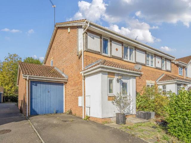 House for sale in Mill Hill, Greater London