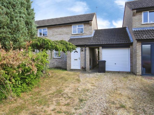 House for sale in Ortongate Centre, Peterborough