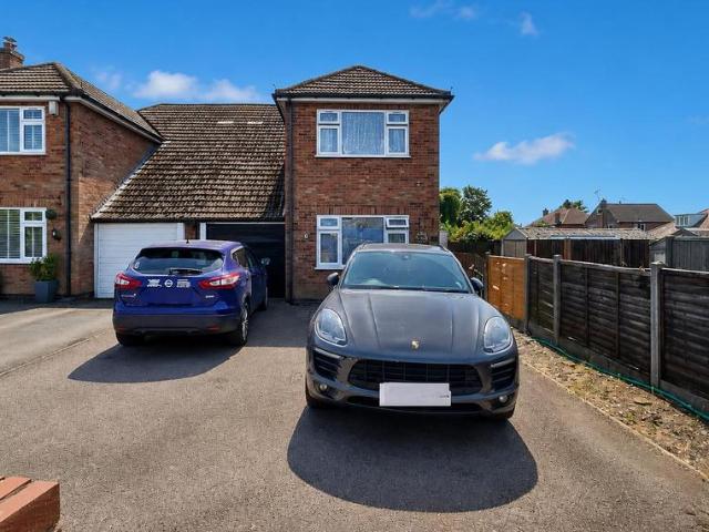 House for sale in Barwell, Barton