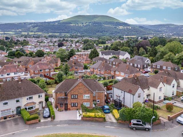 House for sale in Abergavenny