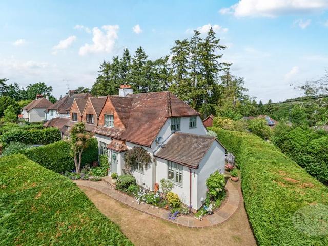 House for sale in Wrecclesham, Fole
