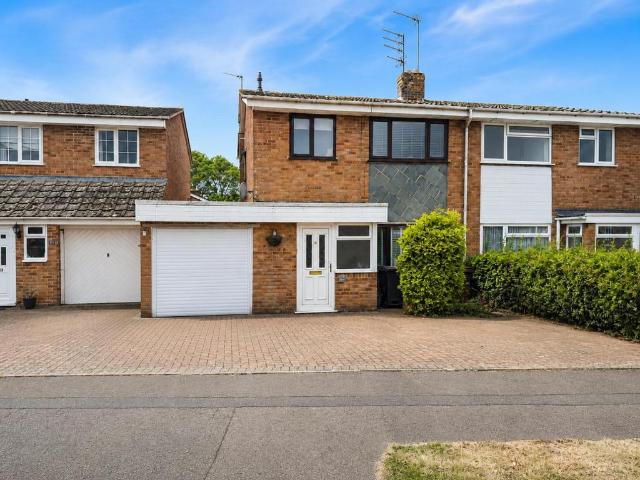 House for sale in Spring Park, Kingsthorpe
