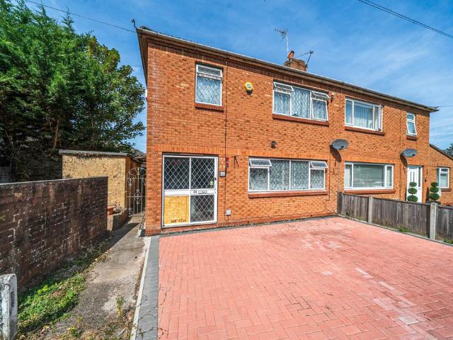 House for sale in Feckenham, City Of Bristol