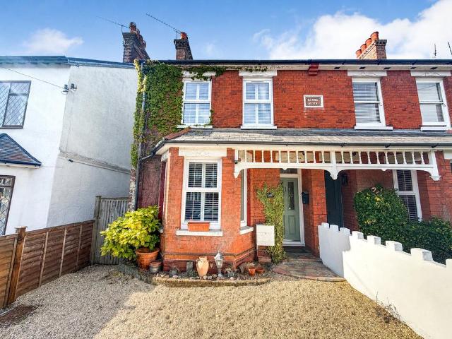 House for sale in North Town, Aldershot
