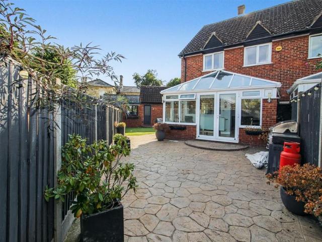 House for sale in Bedford