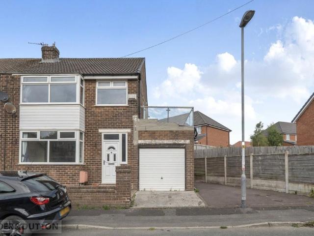 House for sale in Shaw Side, Pendock