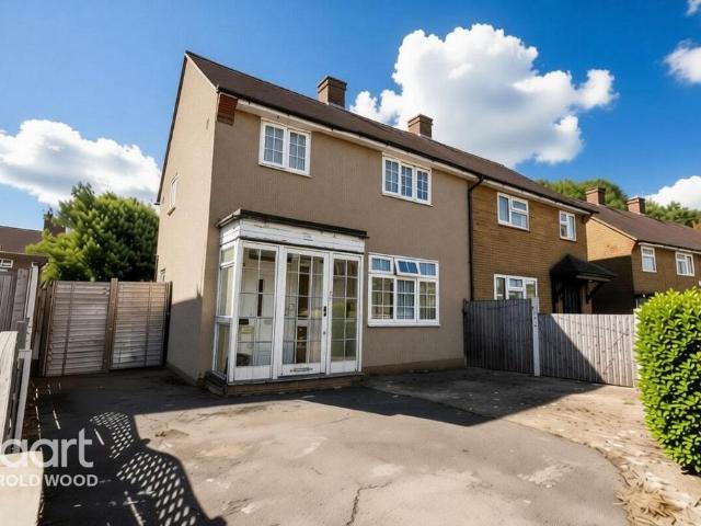 House for sale in Harold Hill, Greater London