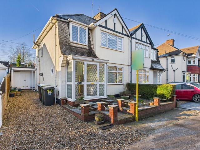 House for sale in Pouchen End, Hertfordshire