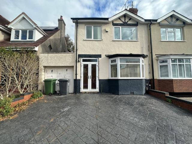House for sale in Goldthorn Hill, West Midlands