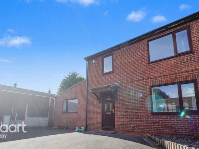 House for sale in Mackworth, East Midlands