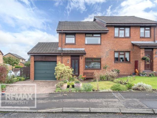 House for sale in Mid Calder, Scotland