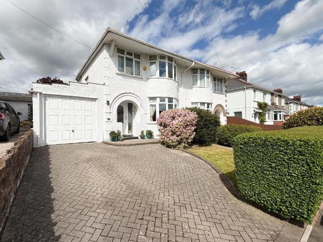 House for sale in Broadlands, Wales