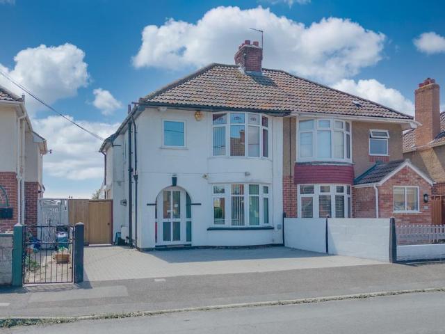 House for sale in Obridge, Rumwell