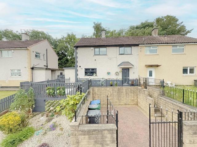 House for sale in Baildon, West Yorkshire