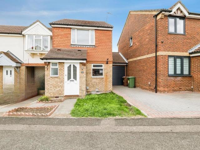 House for sale in Aveley, Essex