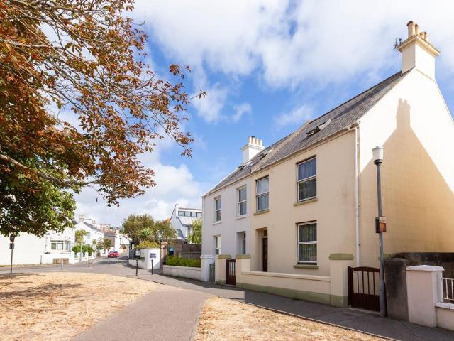 House for sale in St Helier, Greater London