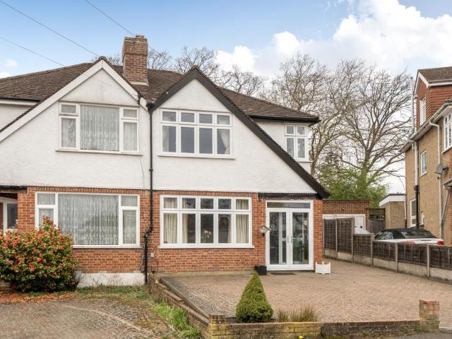 House for sale in Old Malden, Greater London