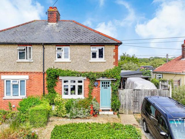 House for sale in Chipping Hill, Essex