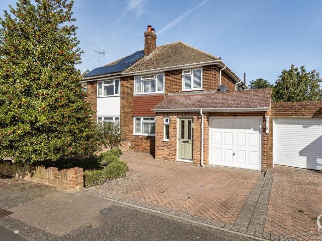 House for sale in Rainham, Gillingham