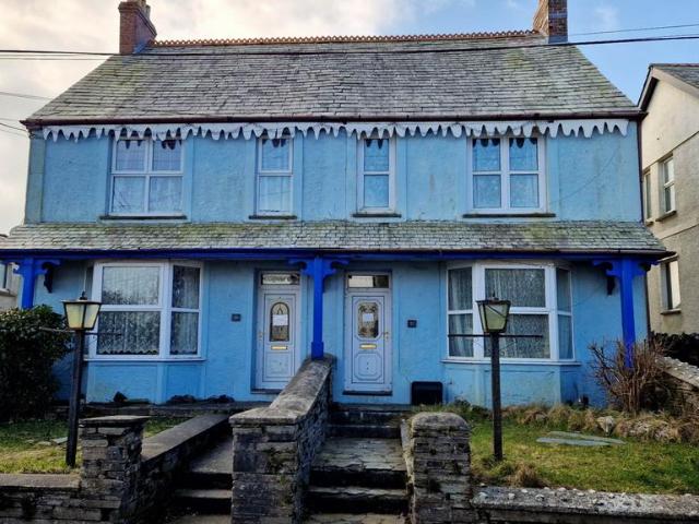 House for sale in Delabole, Cornwall
