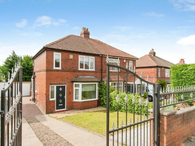 House for sale in Little Preston, West Yorkshire
