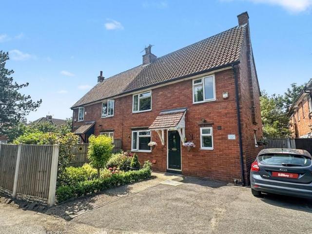 House for sale in Potters Corner, East Midlands