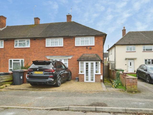 House for sale in Elstree and Borehamwood, Borehamwood