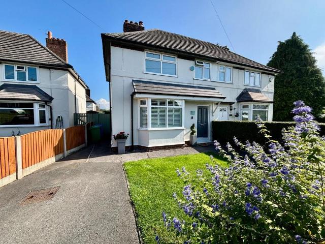 House for sale in Georgia, Greater Manchester