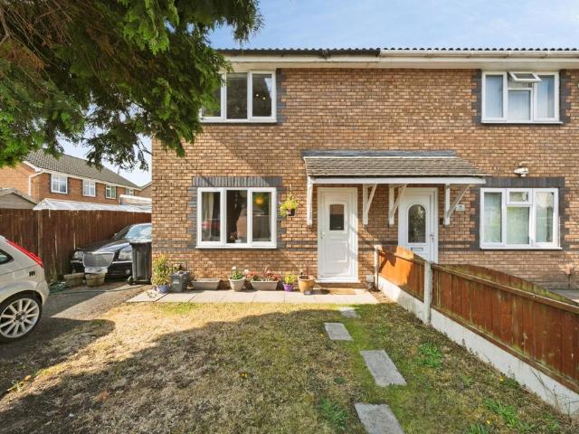 House for sale in Bromborough Pool, New Ferry