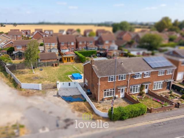 House for sale in Stallingborough
