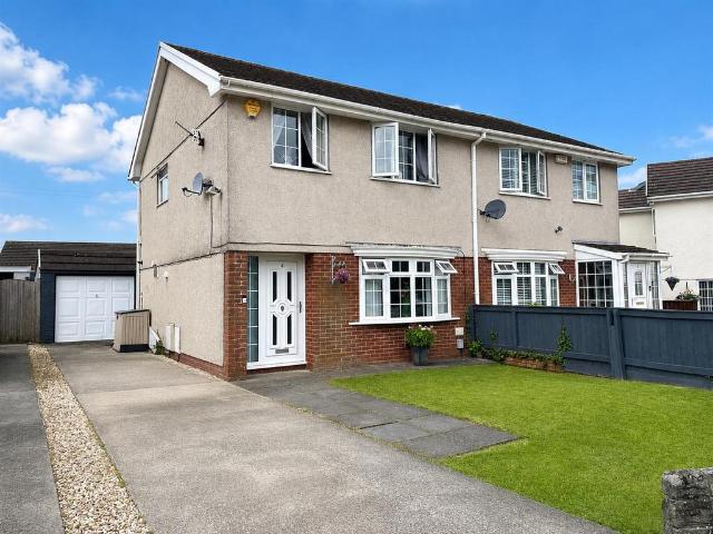 House for sale in Gorseinon, Wales