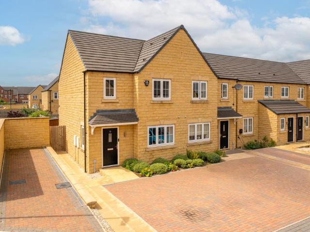 House for sale in Spacey Houses, Pannal