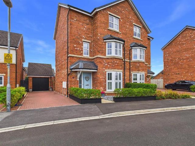 House for sale in Kirklevington, Stockton-on-tees