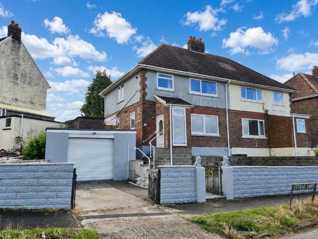 House for sale in Cefn Glas, Wales