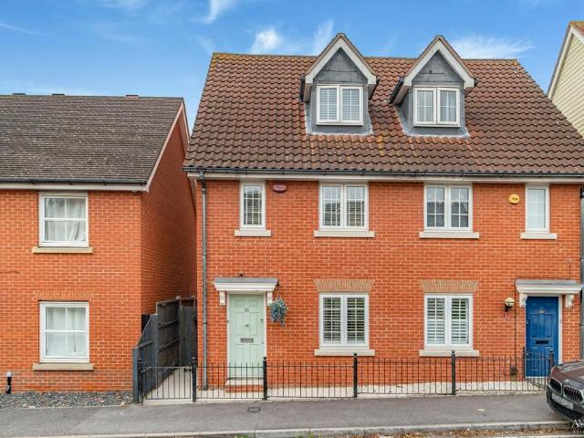 House for sale in Grays, Essex