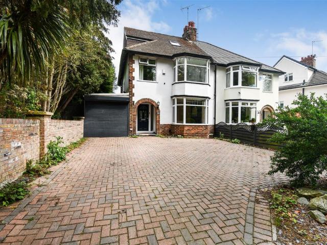 House for sale in Kirk Ella, East Riding Of Yorkshire