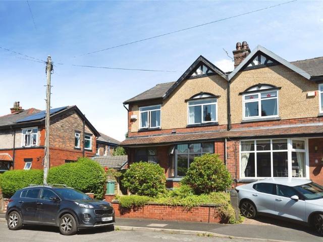 House for sale in Chapel Field, Bury