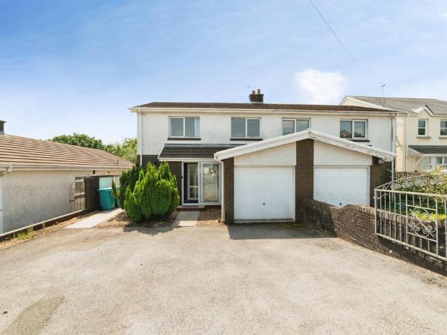 House for sale in Capel Hendre, Wales
