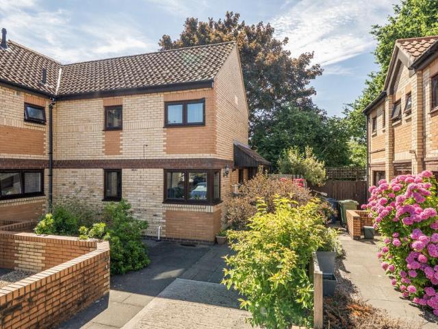 House for sale in New Headington, The Slade
