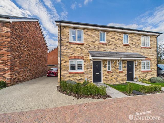 House for sale in Leighton-Linslade, Leighton Buzzard