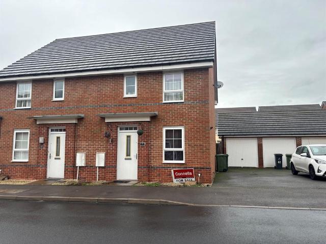 House for sale in The Ronkswood, Worcestershire
