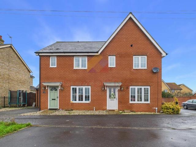 House for sale in Chelmondiston, Suffolk