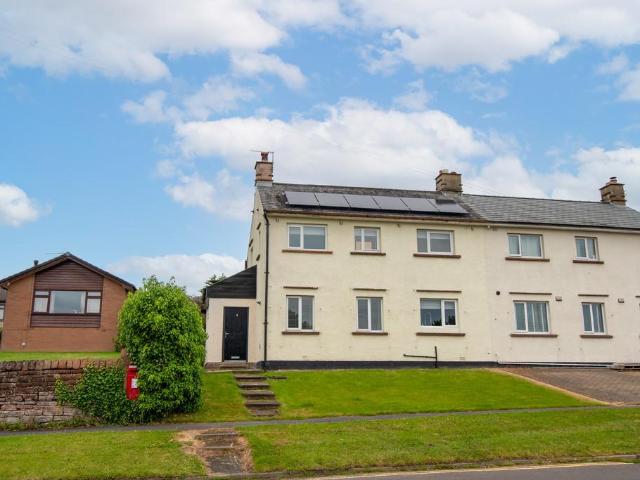 House for sale in Fell Lane