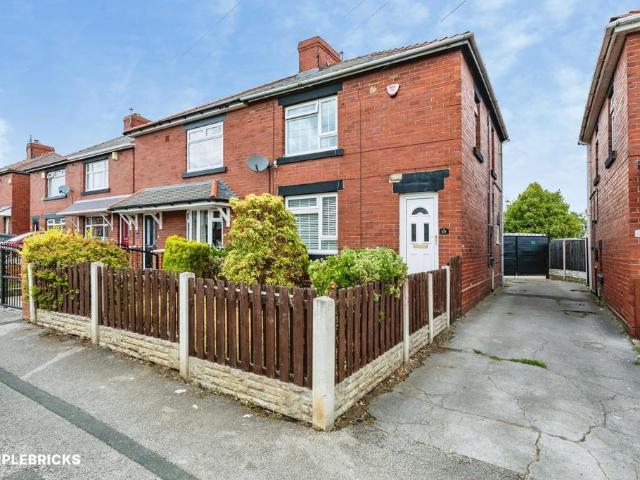 House for sale in Darfield, South Yorkshire