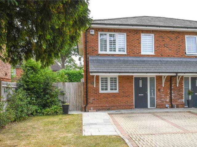 House for sale in Temple Park, Binfield