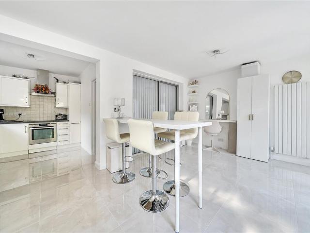 House for sale in Farnborough Park, Greater London