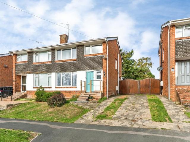 House for sale in Fair Oak, Eastleigh